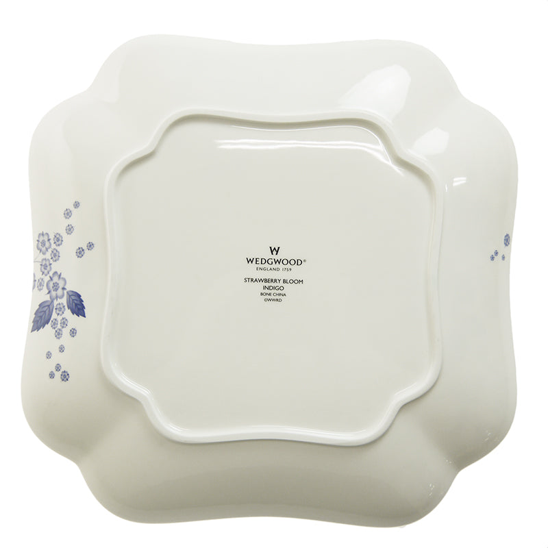 ウェッジウッド (WEDGWOOD) ストロベリー ブルーム インディゴ スクエアプレート 27cm